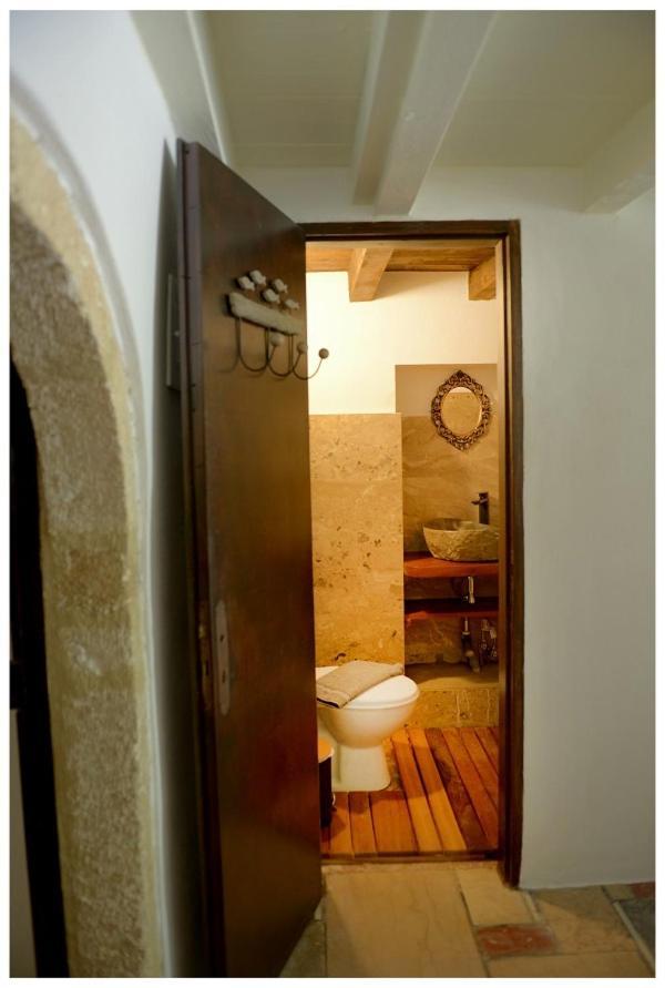 Nefeli Castle Stone House Inside The Fortress Monemvasia Bagian luar foto